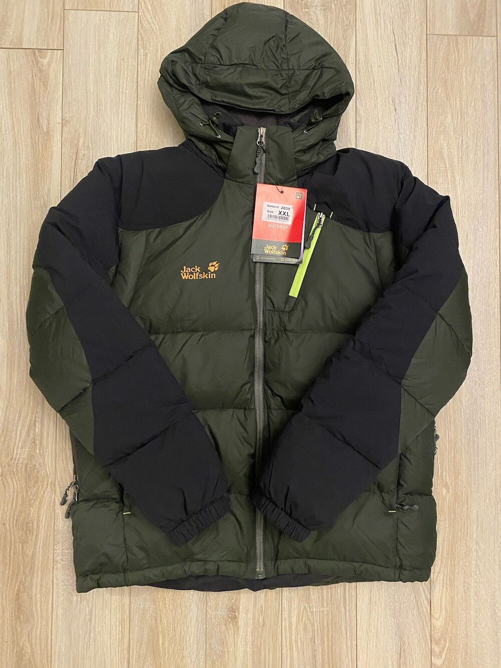 Jack Wolfskin Ladies Down Feathers Puffer Jacket Size XXL Hooded Green & Black